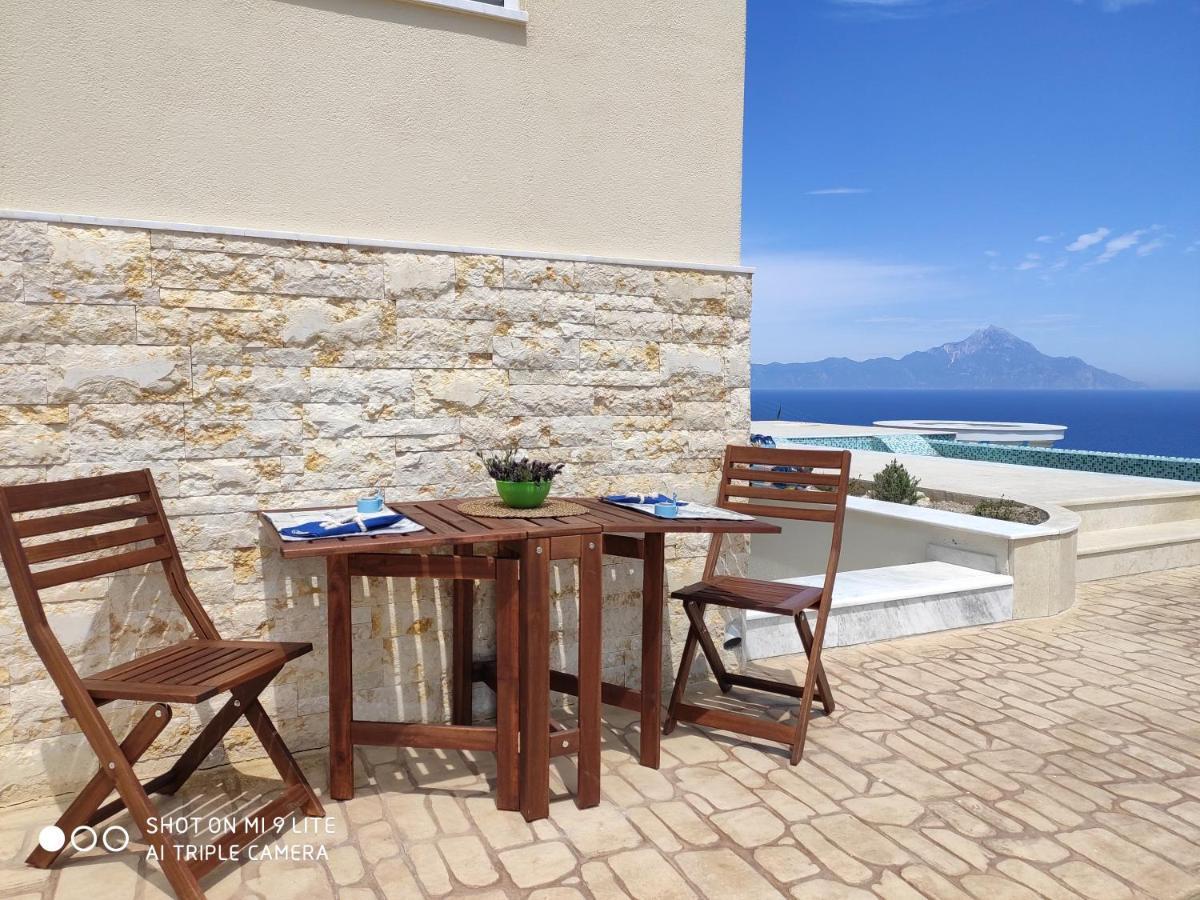 Apartament Ulyana - Athos Sea View & Kriaritsi