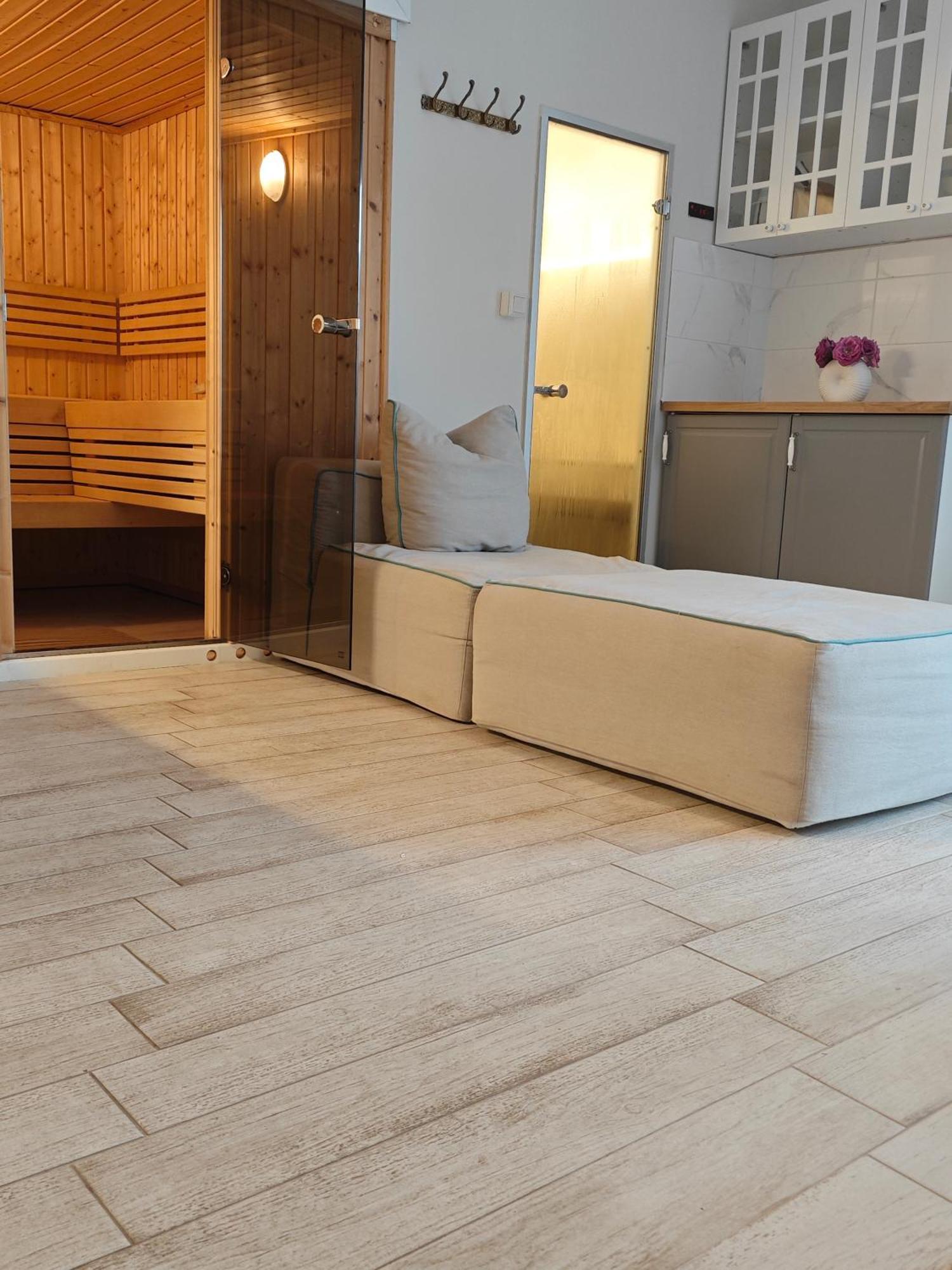 Apartament Ulyana - Athos Sea View & *
