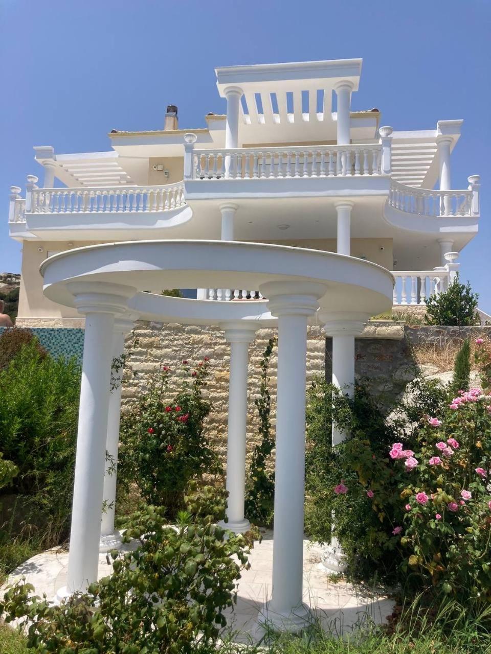 Ulyana - Athos Sea View & Kriaritsi